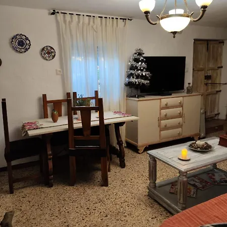 Finca Cuartelillos Holiday home *